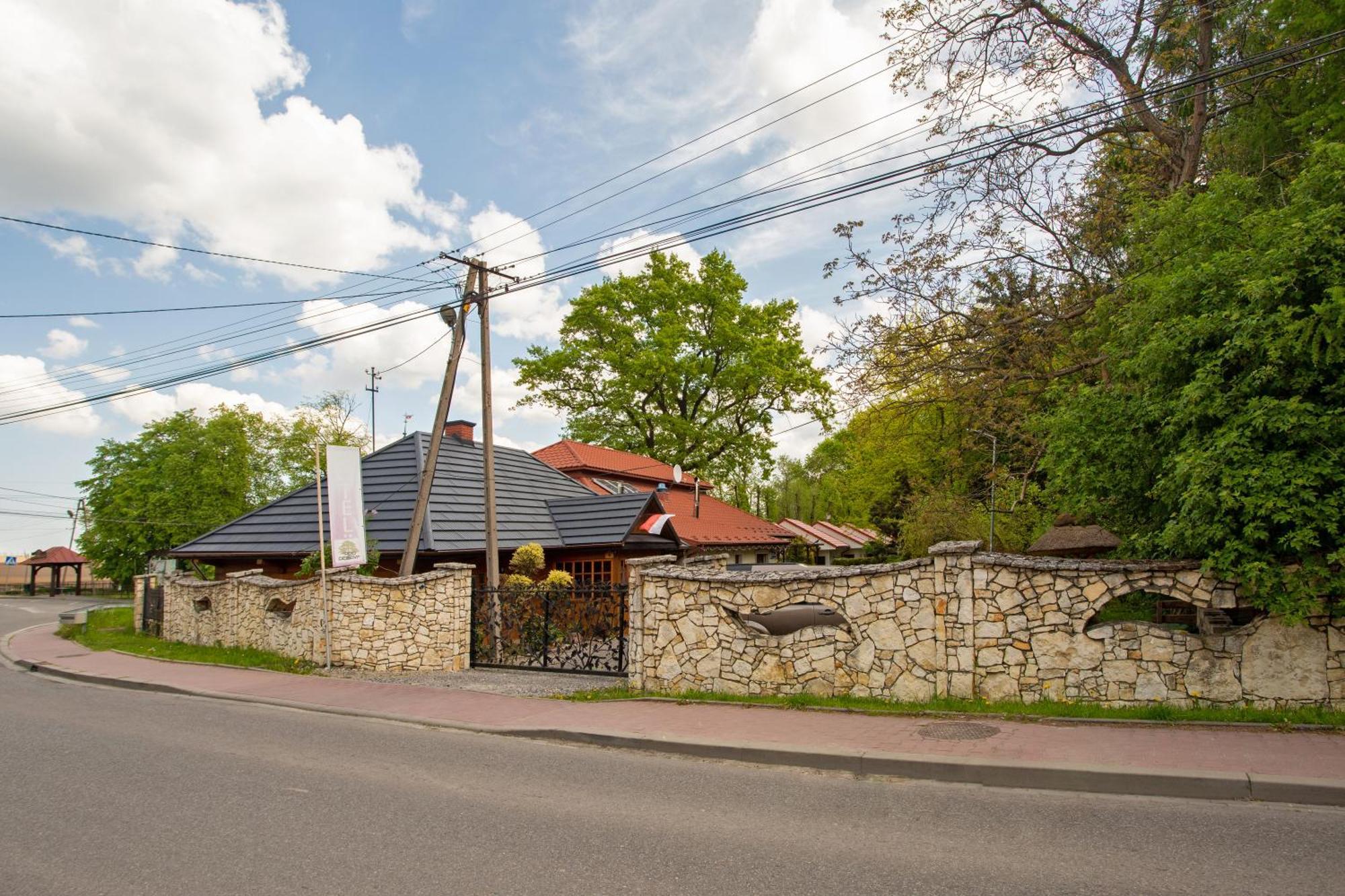 Noclegi Pod Debem U Jakuba Niepołomice Exterior foto
